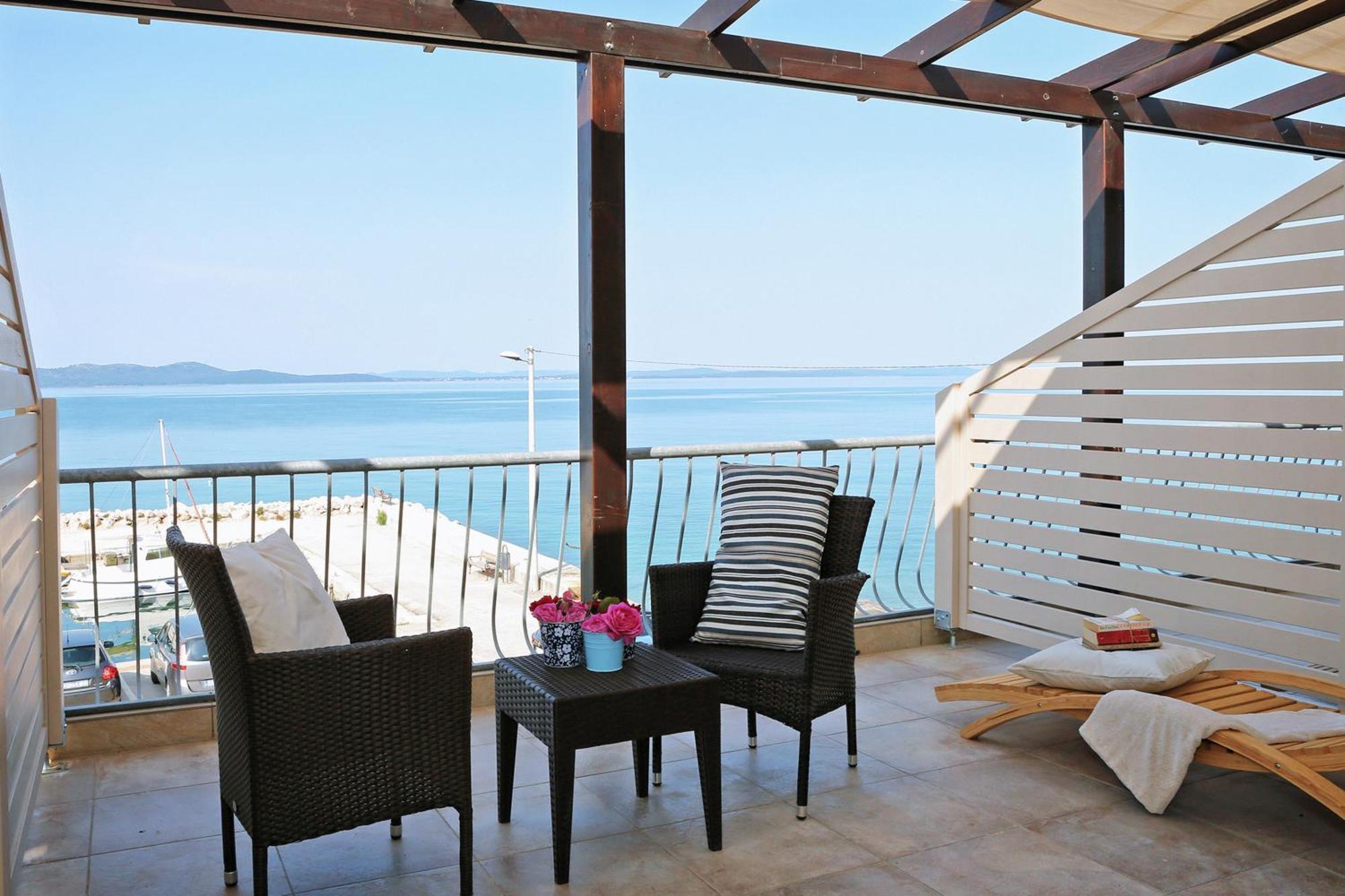 Hotel Delfin Zadar Exterior photo