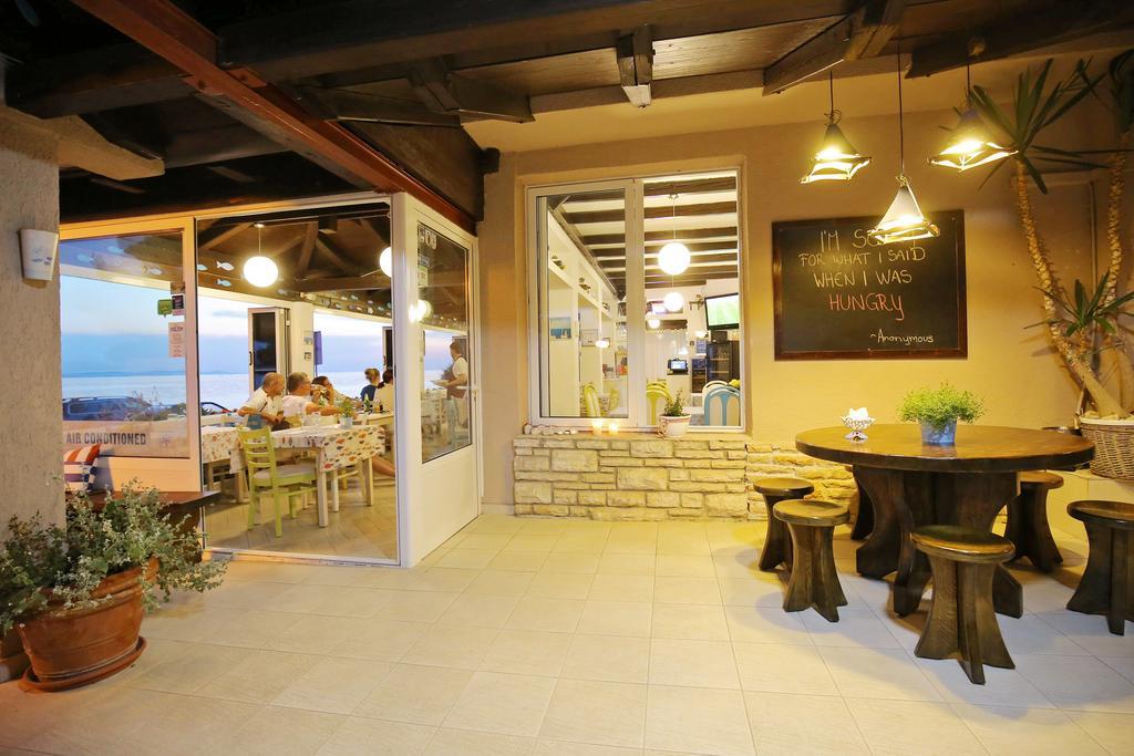 Hotel Delfin Zadar Exterior photo