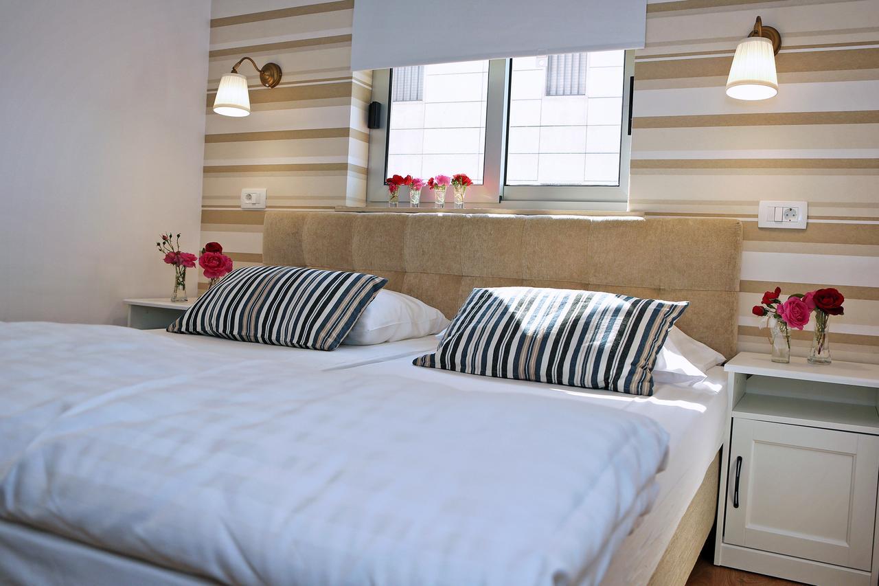 Hotel Delfin Zadar Exterior photo