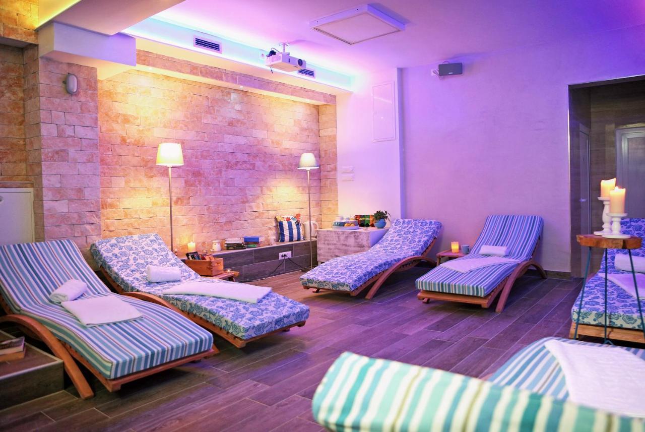 Hotel Delfin Zadar Exterior photo